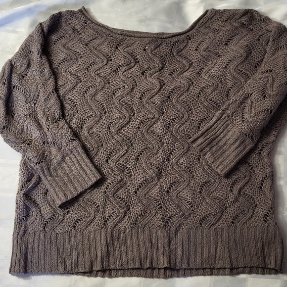 LAUREN CONRAD LC WOMEN'S LONG SLEEVE SWEATER SIZE MEDIUM WINTER FASHION WEAR - Picture 13 of 16